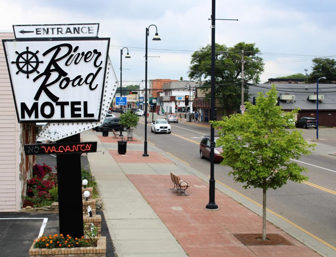 River Road Motel Wisconsin Dells Extérieur photo