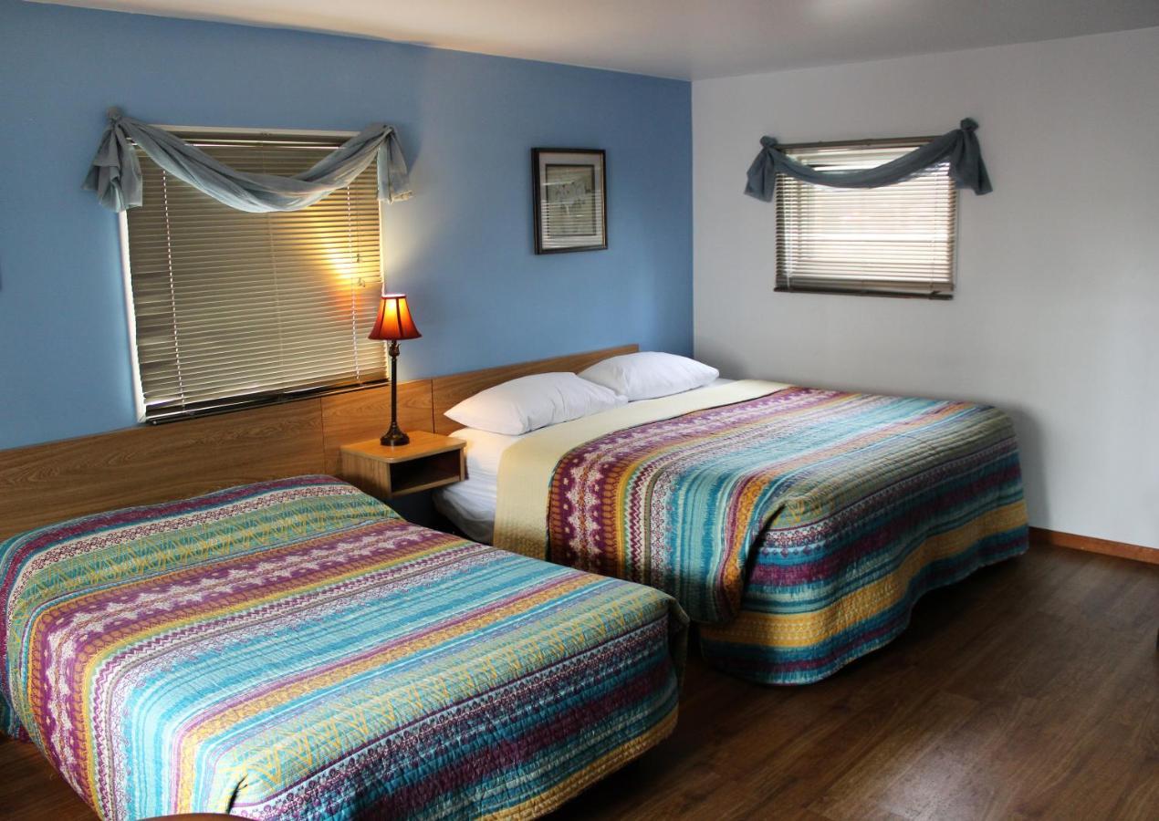 River Road Motel Wisconsin Dells Extérieur photo
